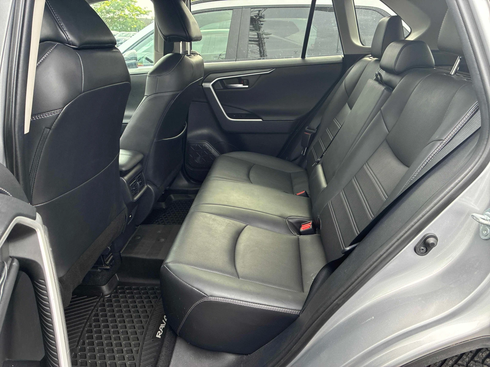 Toyota Rav4 * Limited * CARFAX * ОПЦИЯ ЗА ФИНАНСИРАНЕ, снимка 12 - Автомобили и джипове - 55983912