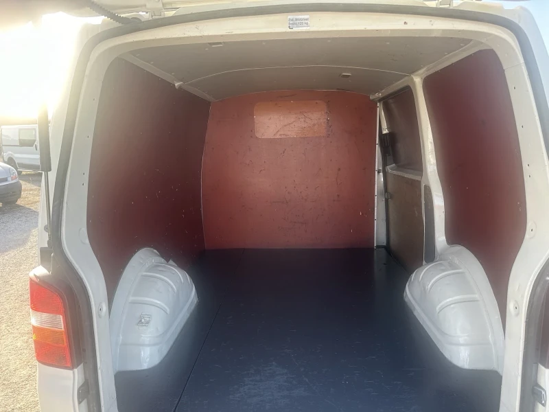 VW T5, снимка 8 - Бусове и автобуси - 47765600