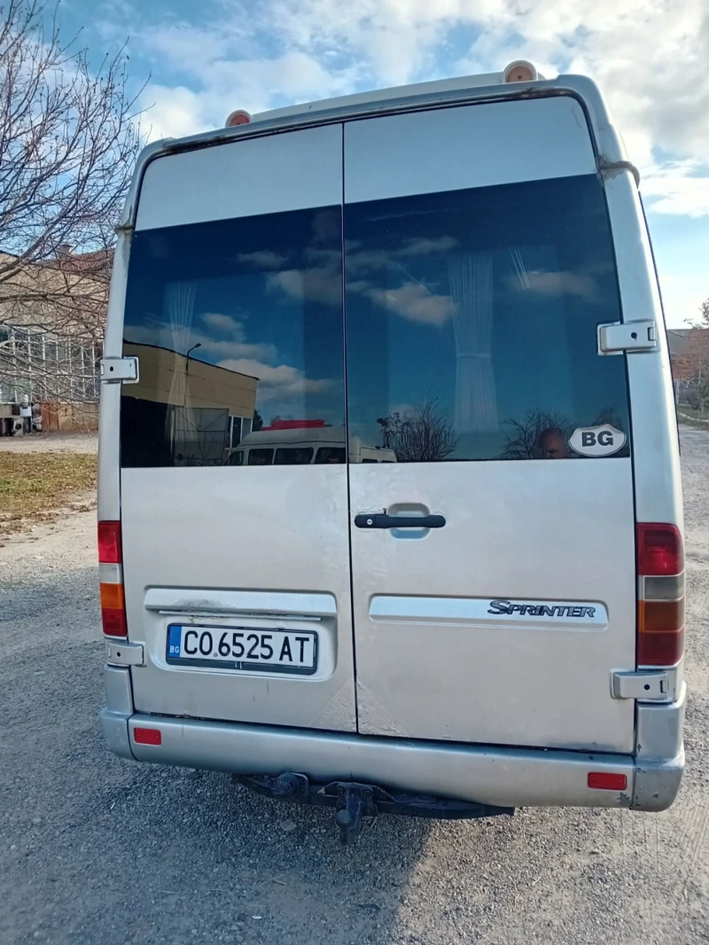 Mercedes-Benz Sprinter 412, снимка 11 - Бусове и автобуси - 48496751