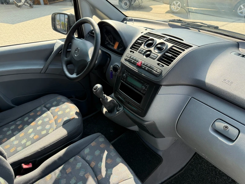 Mercedes-Benz Vito 2.2CDI 9-местен Клима Long , снимка 10 - Бусове и автобуси - 51245368