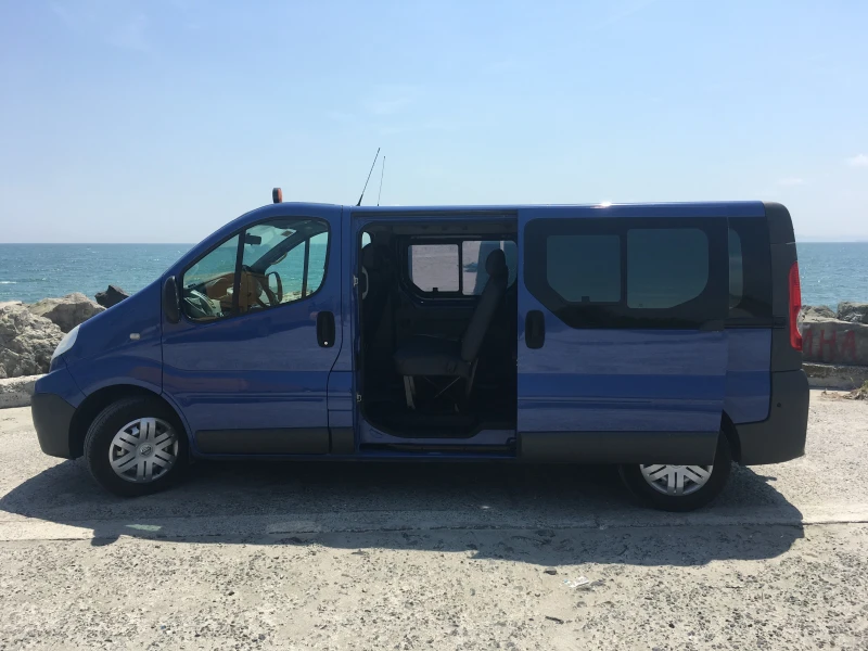 Renault Trafic, снимка 5 - Бусове и автобуси - 52403187