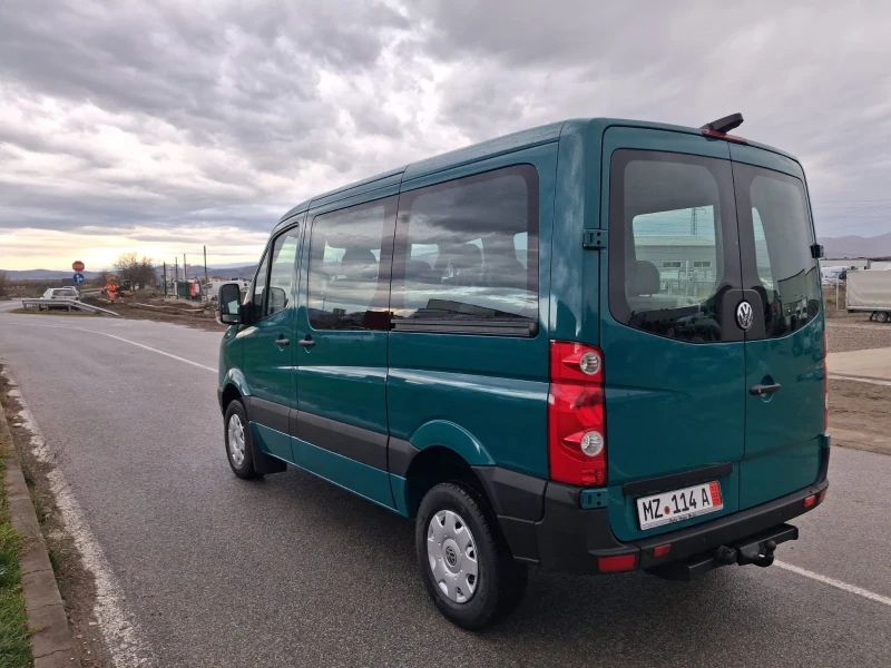 VW Crafter 163кс клима нави топ състояние 9 места, снимка 5 - Бусове и автобуси - 52494728