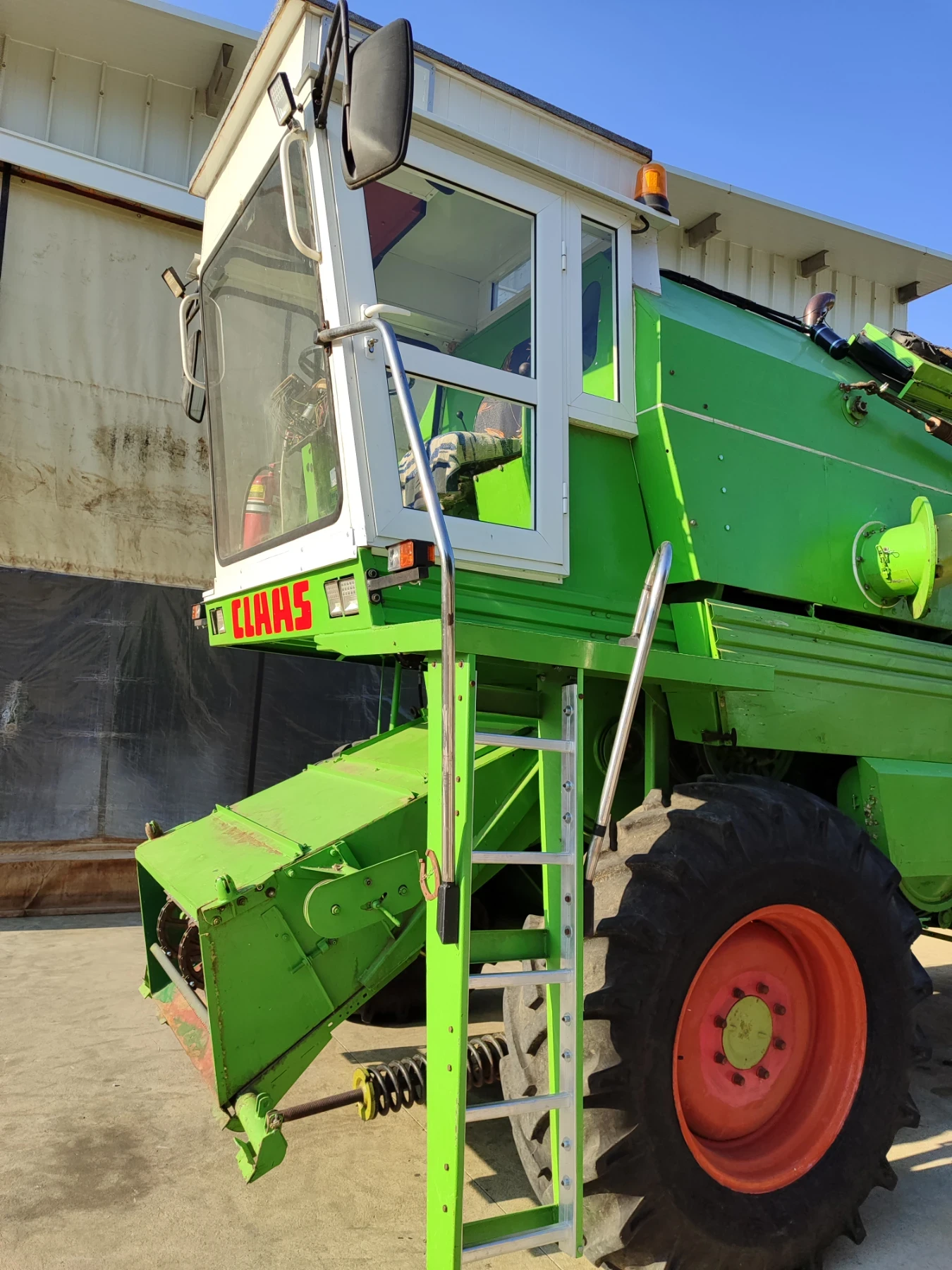 Комбайн Claas Меркатор 70  - изображение 2