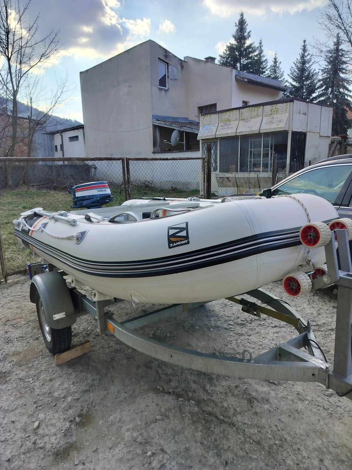 Надуваема лодка Zander