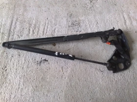 ����� �� �������� �� ����� �� ������ ����� �� Mercedes E 220 01�.