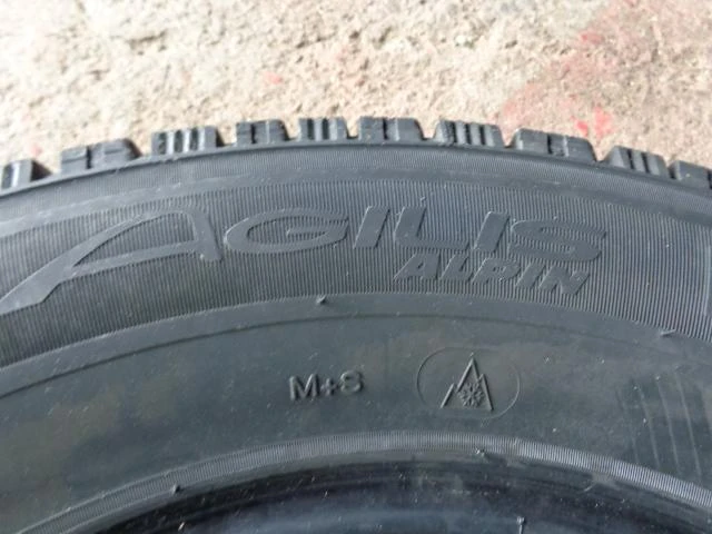 Гуми Зимни 215/75R16, снимка 8 - Гуми и джанти - 12722451