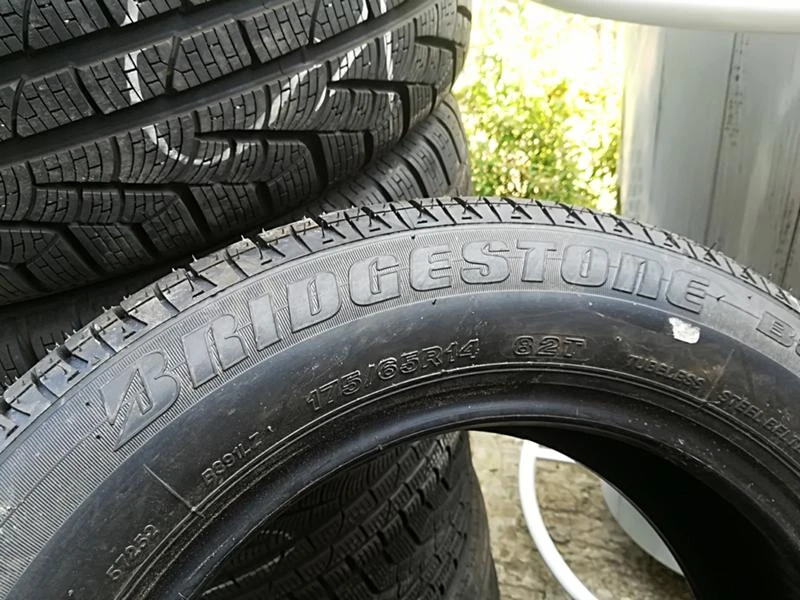 Гуми Летни 175/65R14, снимка 4 - Гуми и джанти - 22593691