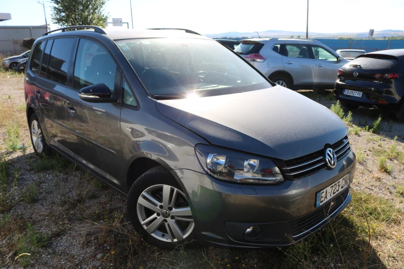 VW Touran 1.2 TSI НА ЧАСТИ, снимка 3 - Автомобили и джипове - 46855498