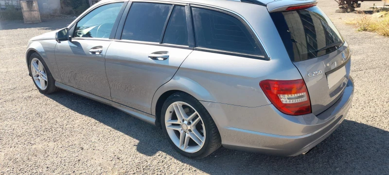 Mercedes-Benz C 250 AMG, снимка 3 - Автомобили и джипове - 48365113