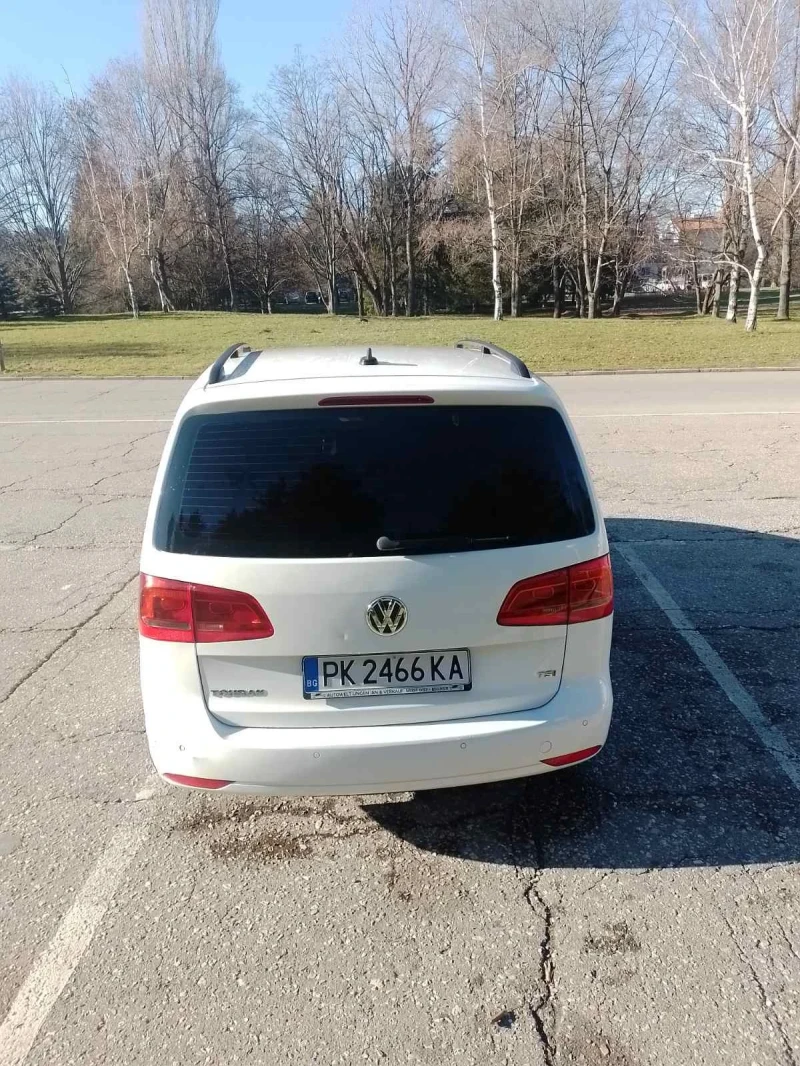 VW Touran 1.4 TSI, снимка 11 - Автомобили и джипове - 48794130