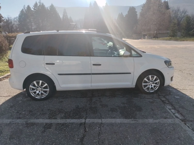 VW Touran 1.4 TSI, снимка 9 - Автомобили и джипове - 48794130