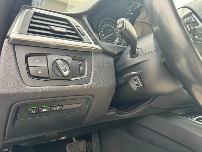 BMW 320 D Individual Luxury line, снимка 9 - Автомобили и джипове - 49680641