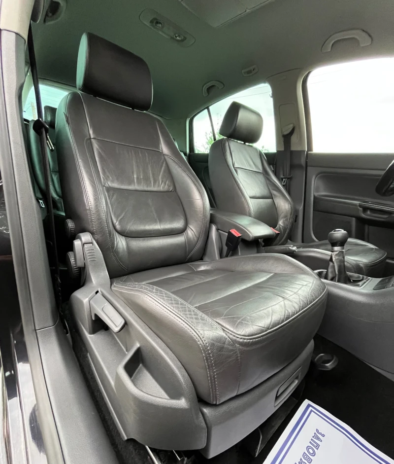 VW Golf Plus 2.0* FSI* 150HP* FULL* TOP* СОБСТВЕН ЛИЗИНГ, снимка 9 - Автомобили и джипове - 50489026