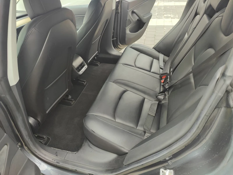 Tesla Model 3 Long range, снимка 10 - Автомобили и джипове - 51430752