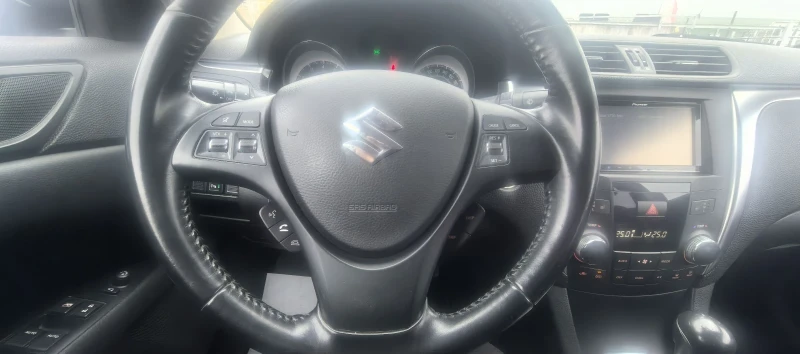 Suzuki Kizashi 2.4 4х4, снимка 9 - Автомобили и джипове - 52315036