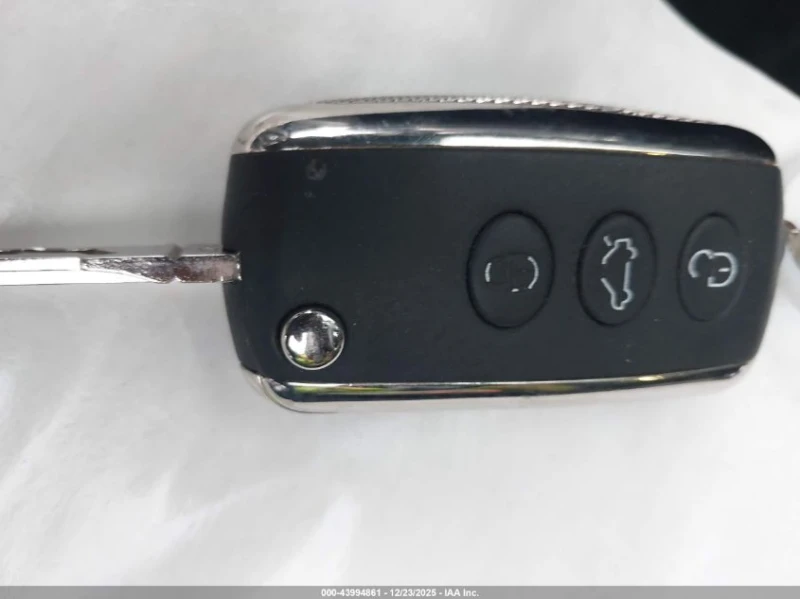 Bentley Flying Spur 4.0L V8 500кс * Реална цена* , снимка 11 - Автомобили и джипове - 53421604