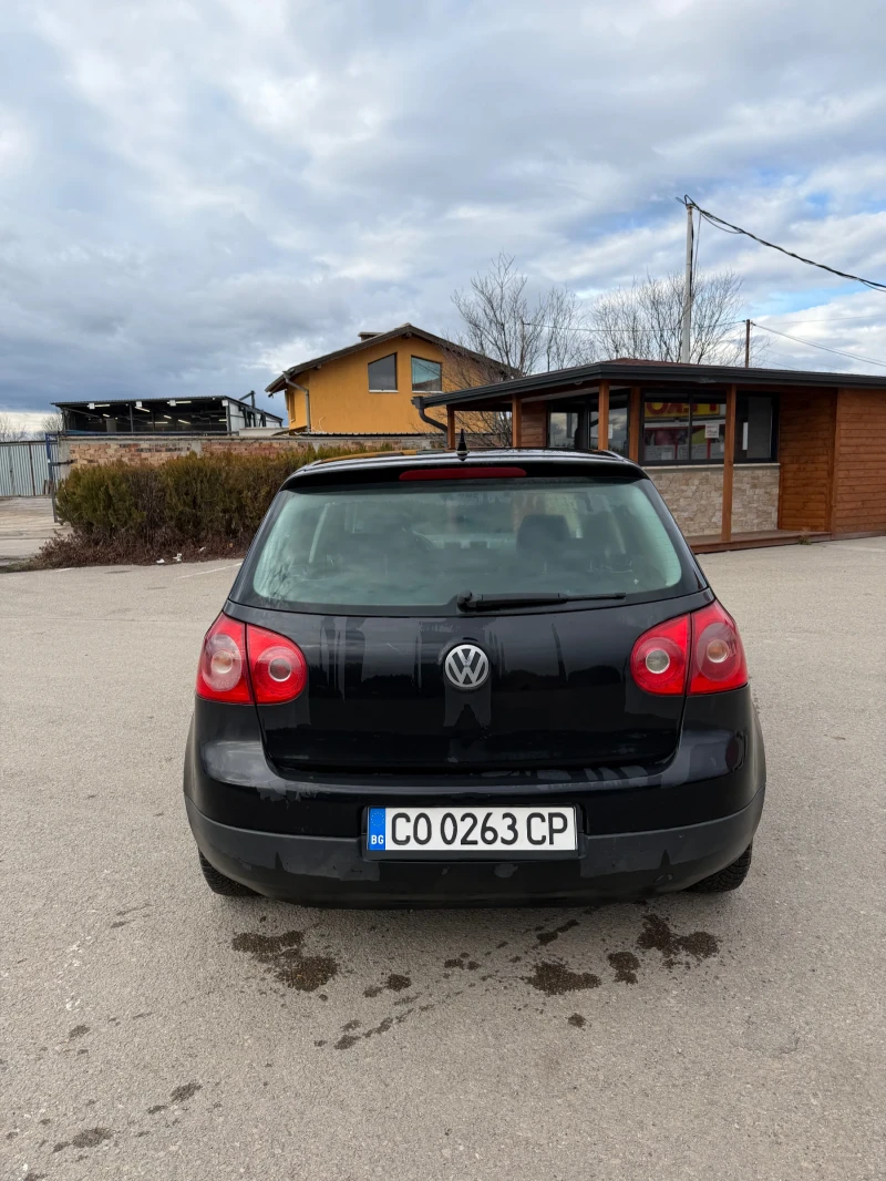 VW Golf 5 Facelift 6 Скорости, снимка 4 - Автомобили и джипове - 53470176