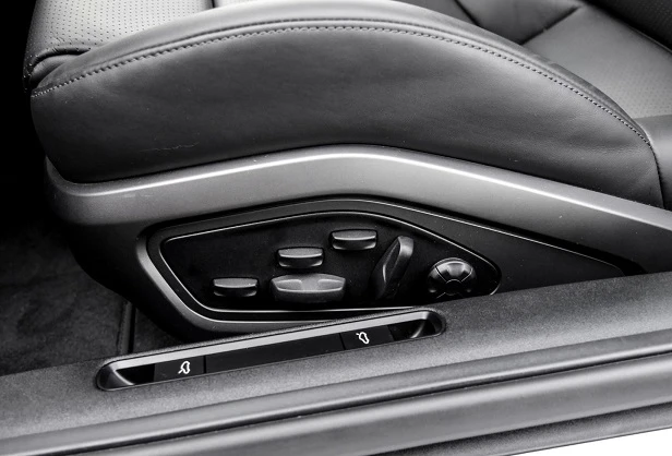 Porsche 911 Carrera 4S = SportDesign = Гаранция - изображение 6