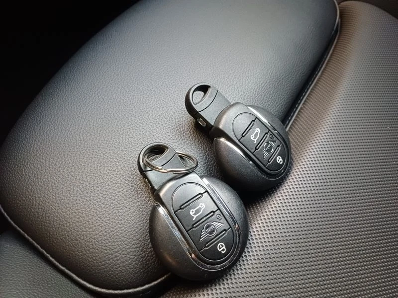 Mini Clubman 1.5 Automatic КРАЙНА ЦЕНА: 11320 EUR, снимка 17 - Автомобили и джипове - 55982319