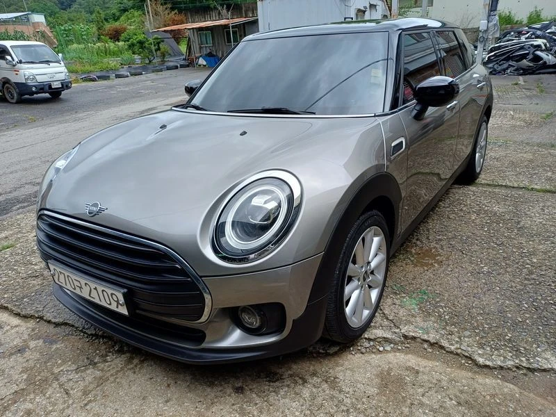 Mini Clubman 1.5 Automatic КРАЙНА ЦЕНА: 11320 EUR, снимка 2 - Автомобили и джипове - 55982319