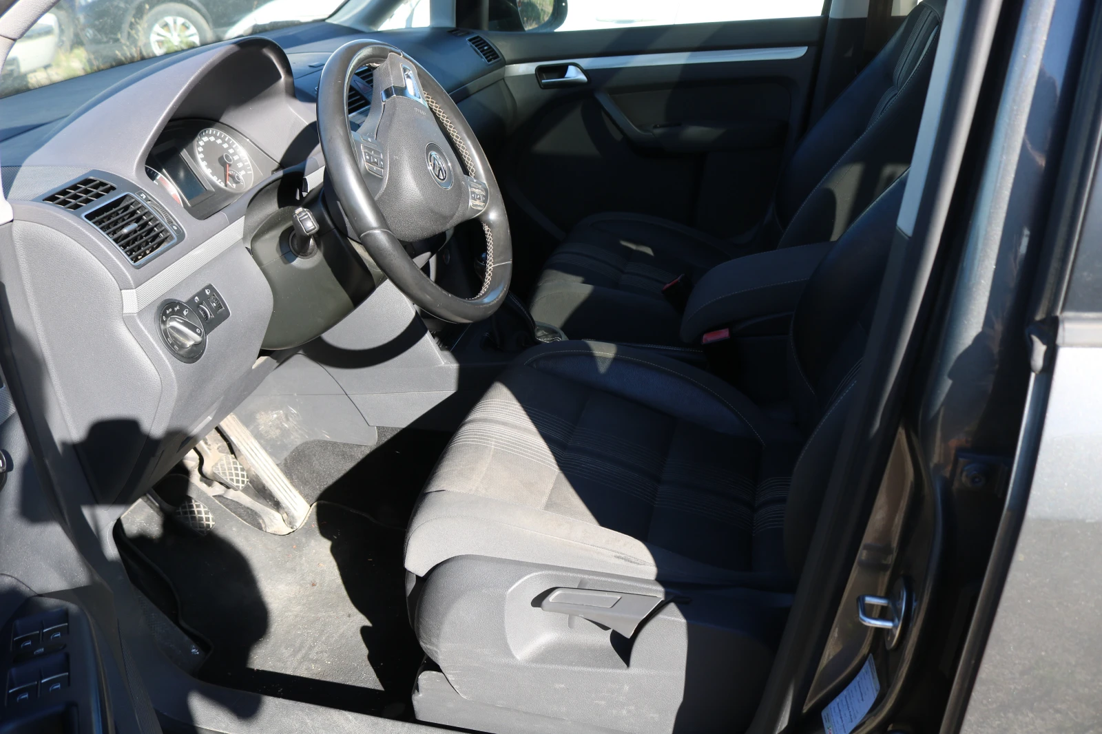 VW Touran 1.2 TSI   | Mobile.bg   12