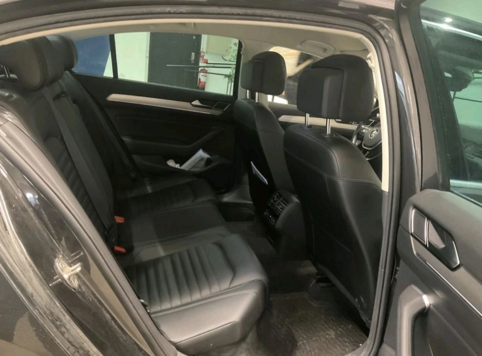 VW Passat 2.0 TDI 4Motion Rline  - изображение 7