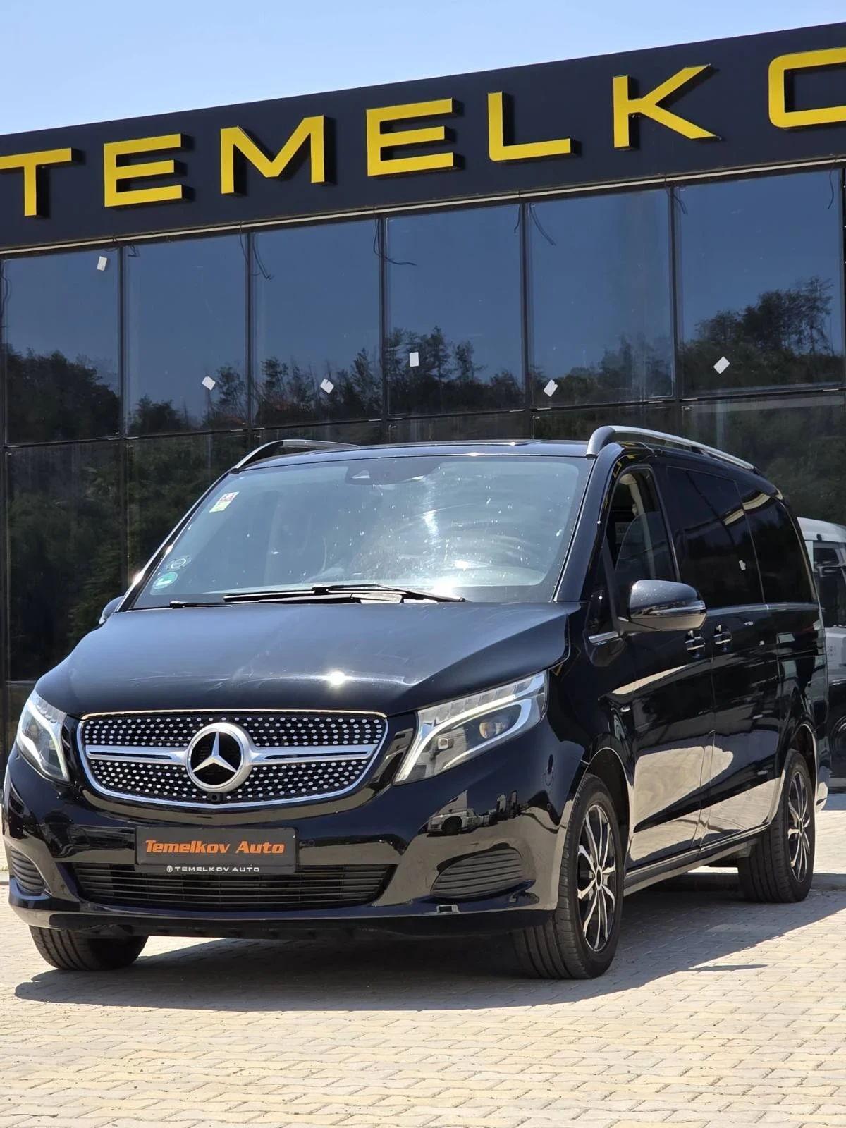 Mercedes-Benz V 300  V-CLASS 250D 4matic - изображение 3
