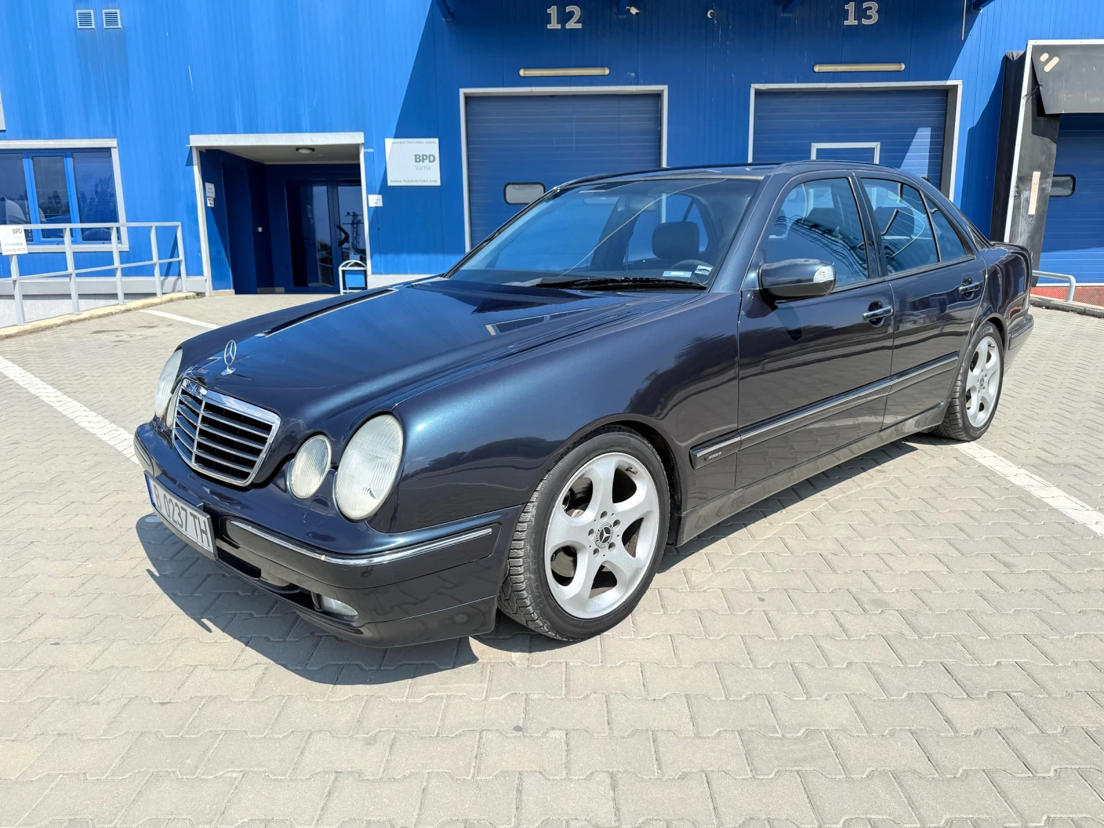 Mercedes-Benz E 320 E320 Avangard - изображение 2