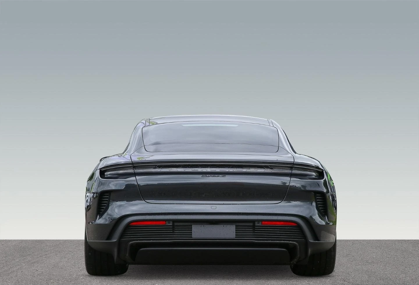 Porsche Taycan TURBO S/CERAMIC/CARBON/BOSE/MATRIX/PANO/360/ - изображение 6