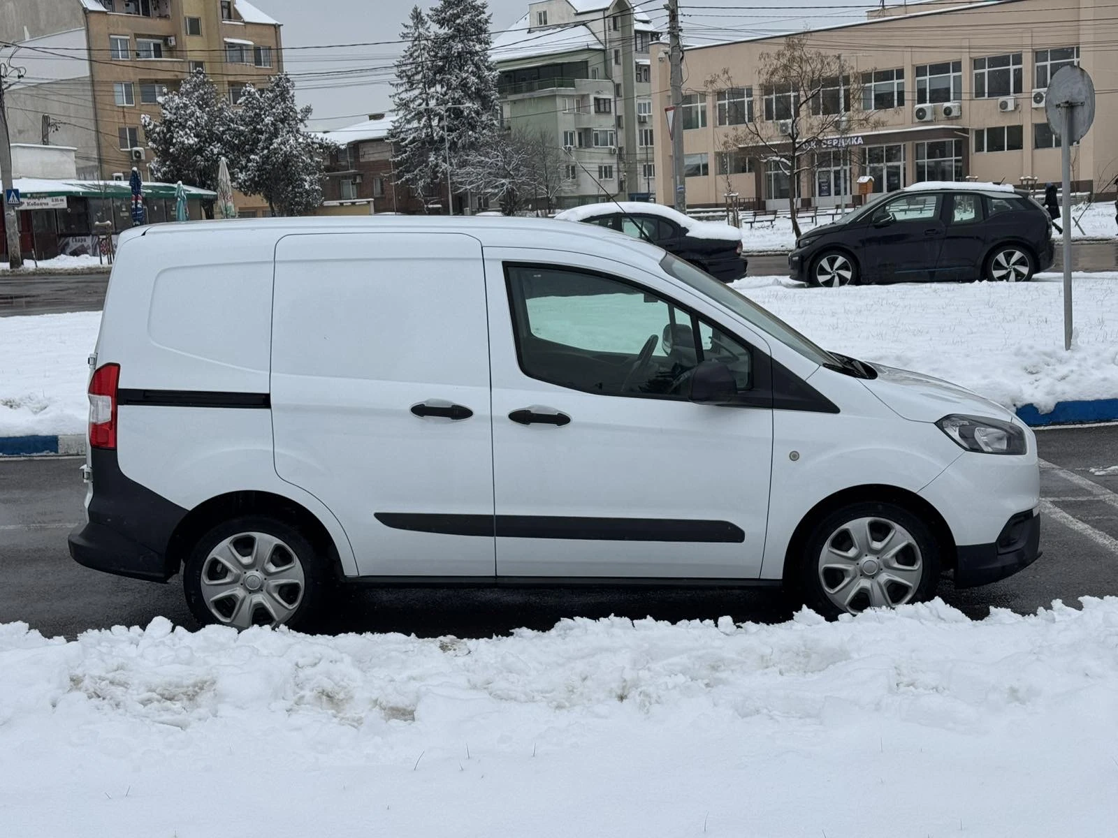 Ford Courier  - изображение 4