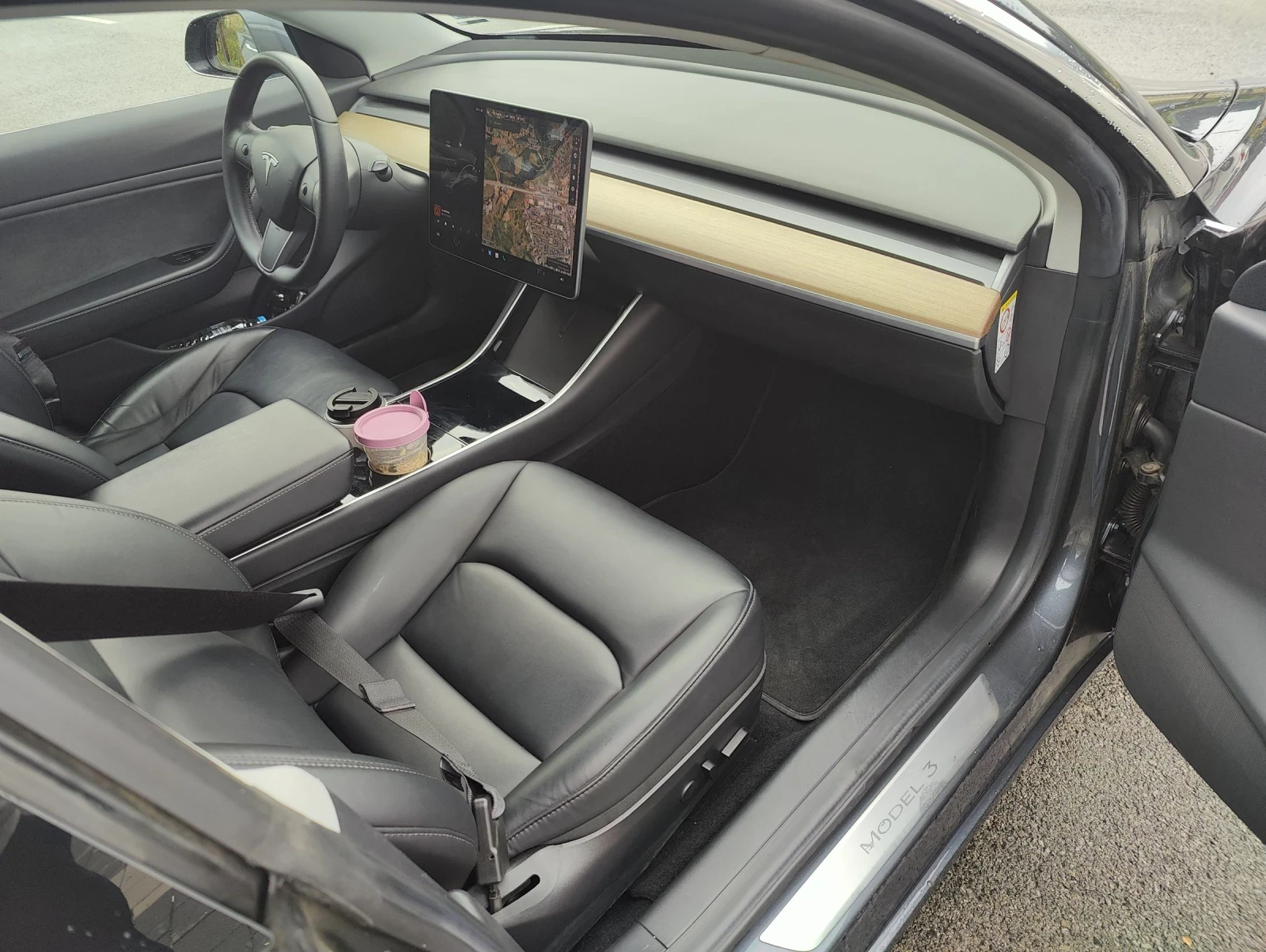 Tesla Model 3 Long range | Mobile.bg � ����������� 12