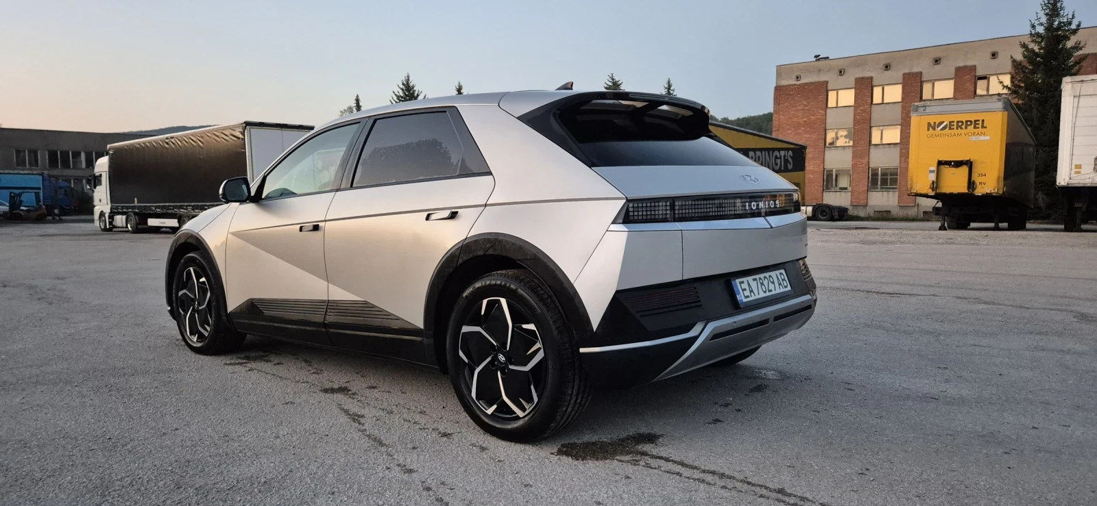 Hyundai Ioniq 5 Швейцария, Vertex, Pano, 360, обдухване, 77kv, 4x4 - изображение 4