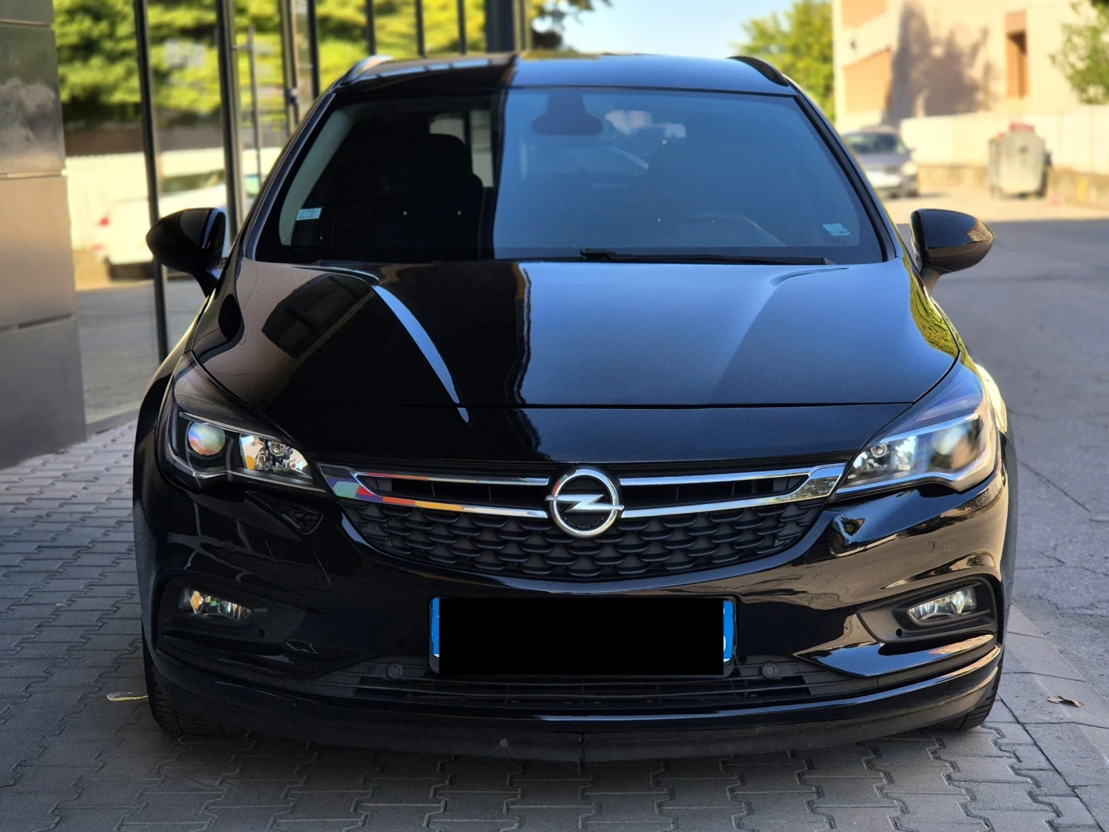Opel Astra 1.6 CDTi 2019г. * Сервизна история  - изображение 2
