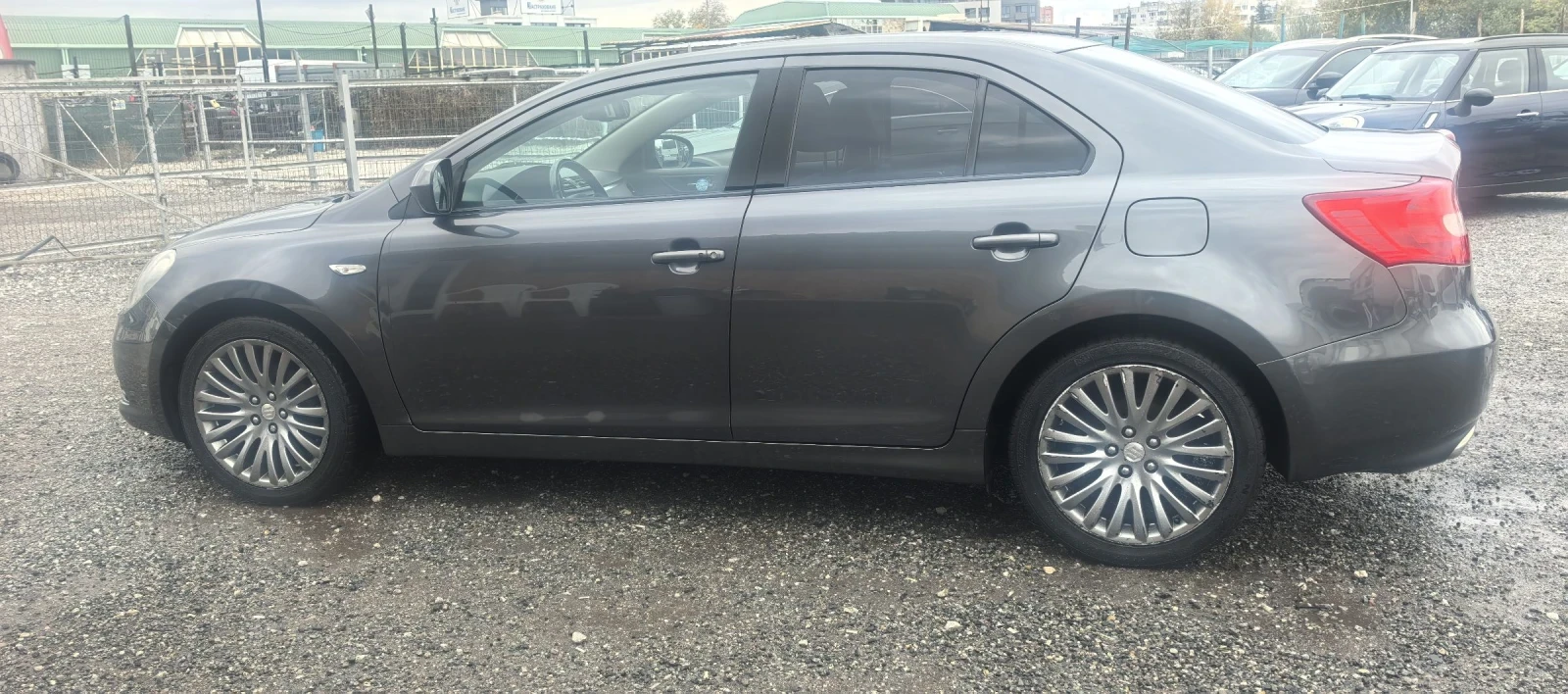 Suzuki Kizashi 2.4 44 | Mobile.bg   8
