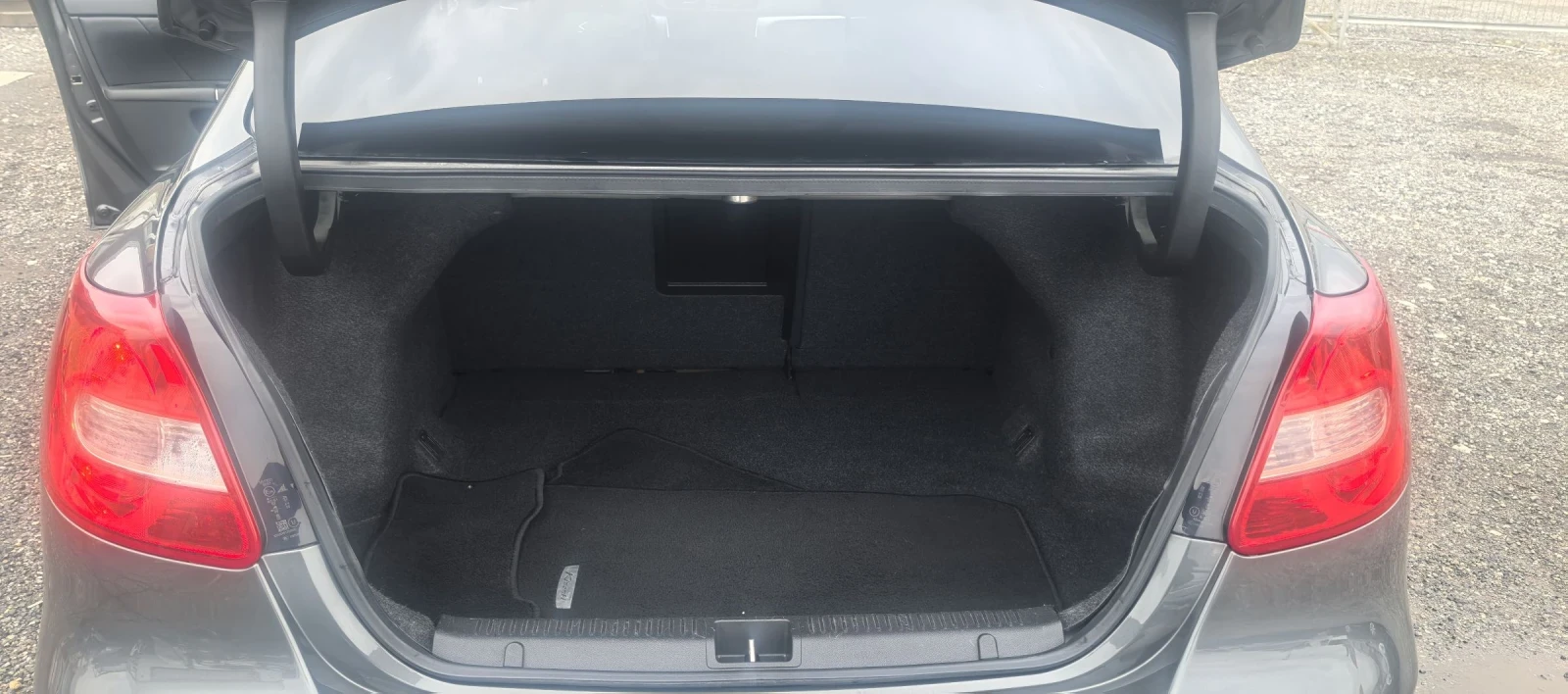 Suzuki Kizashi 2.4 44 | Mobile.bg   16