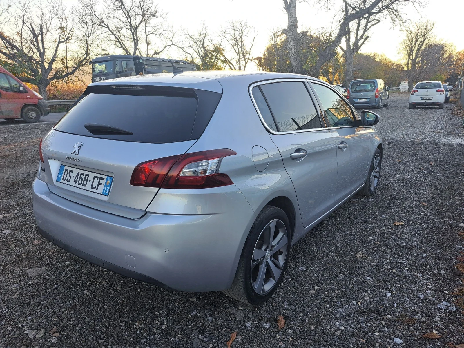 Peugeot 308 1.6 THP GT LINE - изображение 6