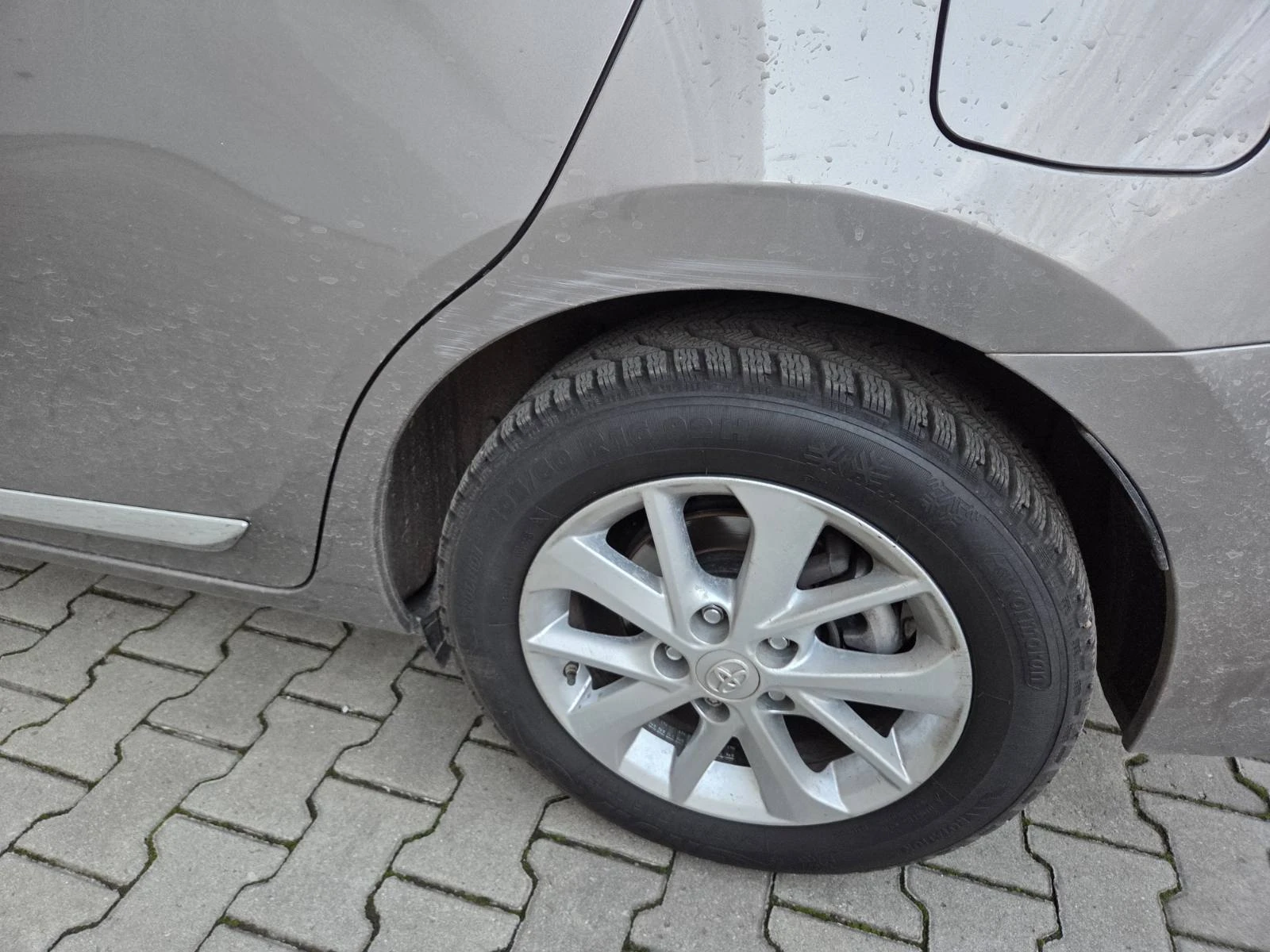 Toyota Corolla 1.6 - изображение 9