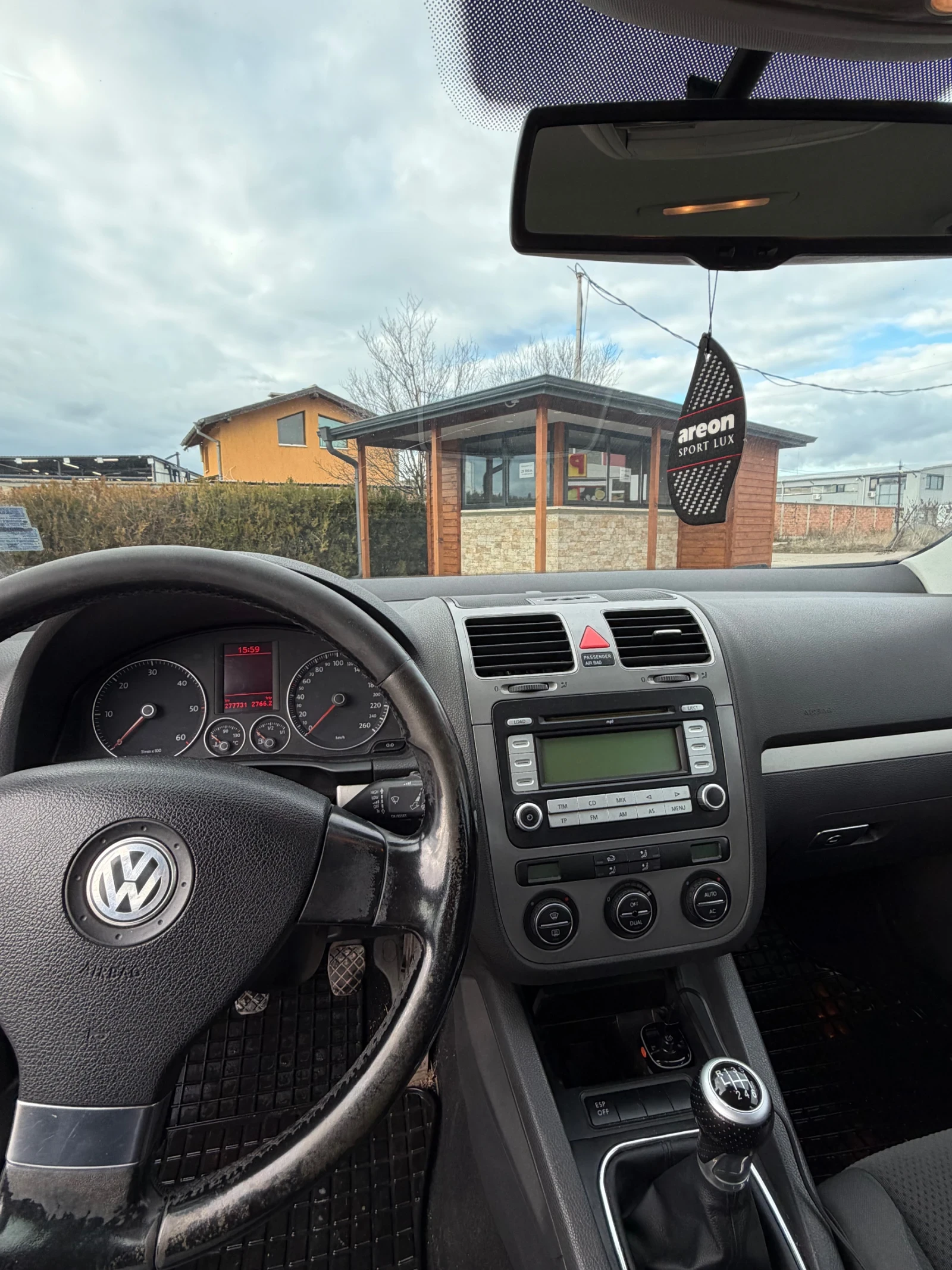 VW Golf 5 Facelift 6 Скорости - изображение 6
