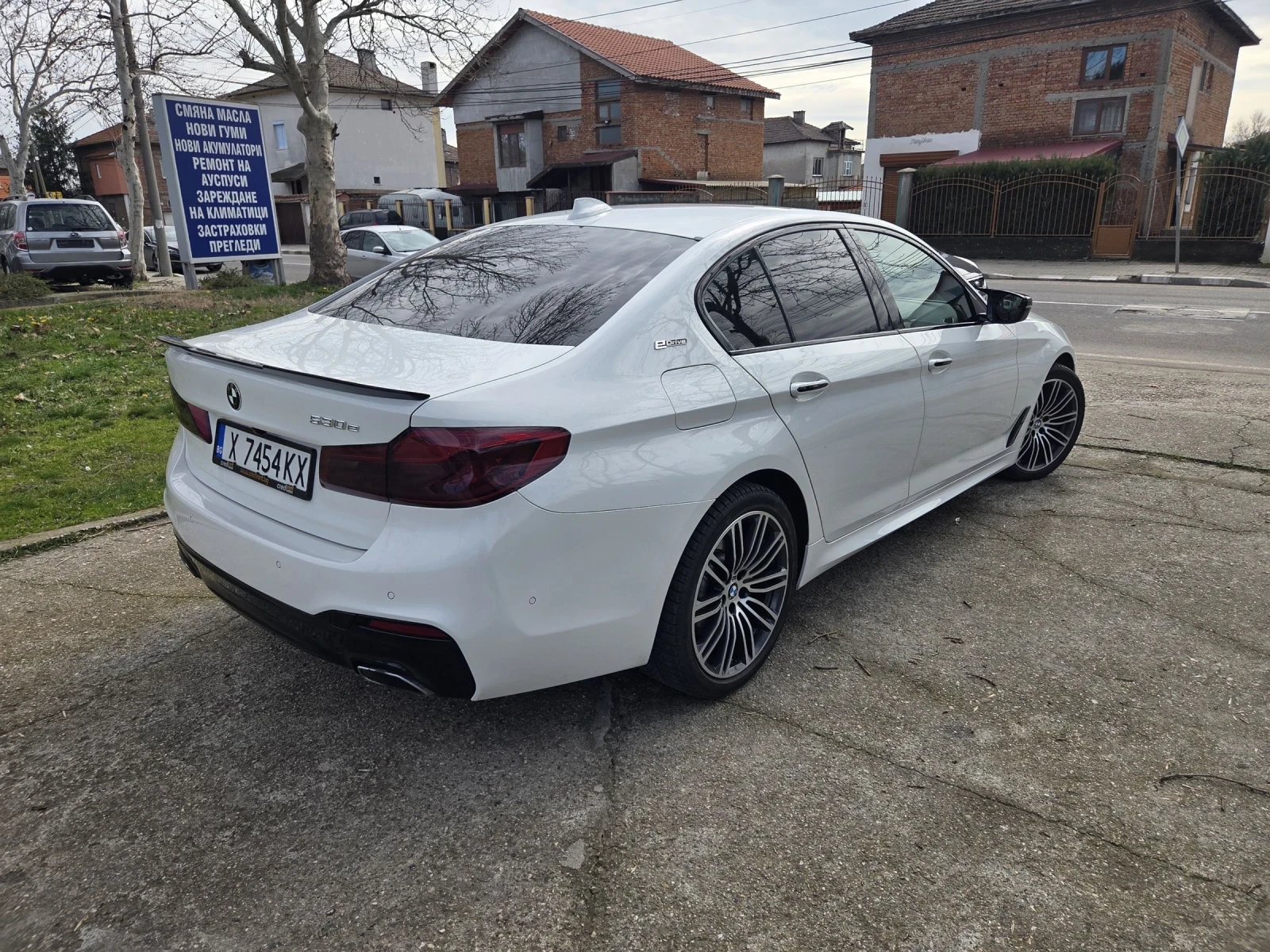 BMW 530E  - изображение 5