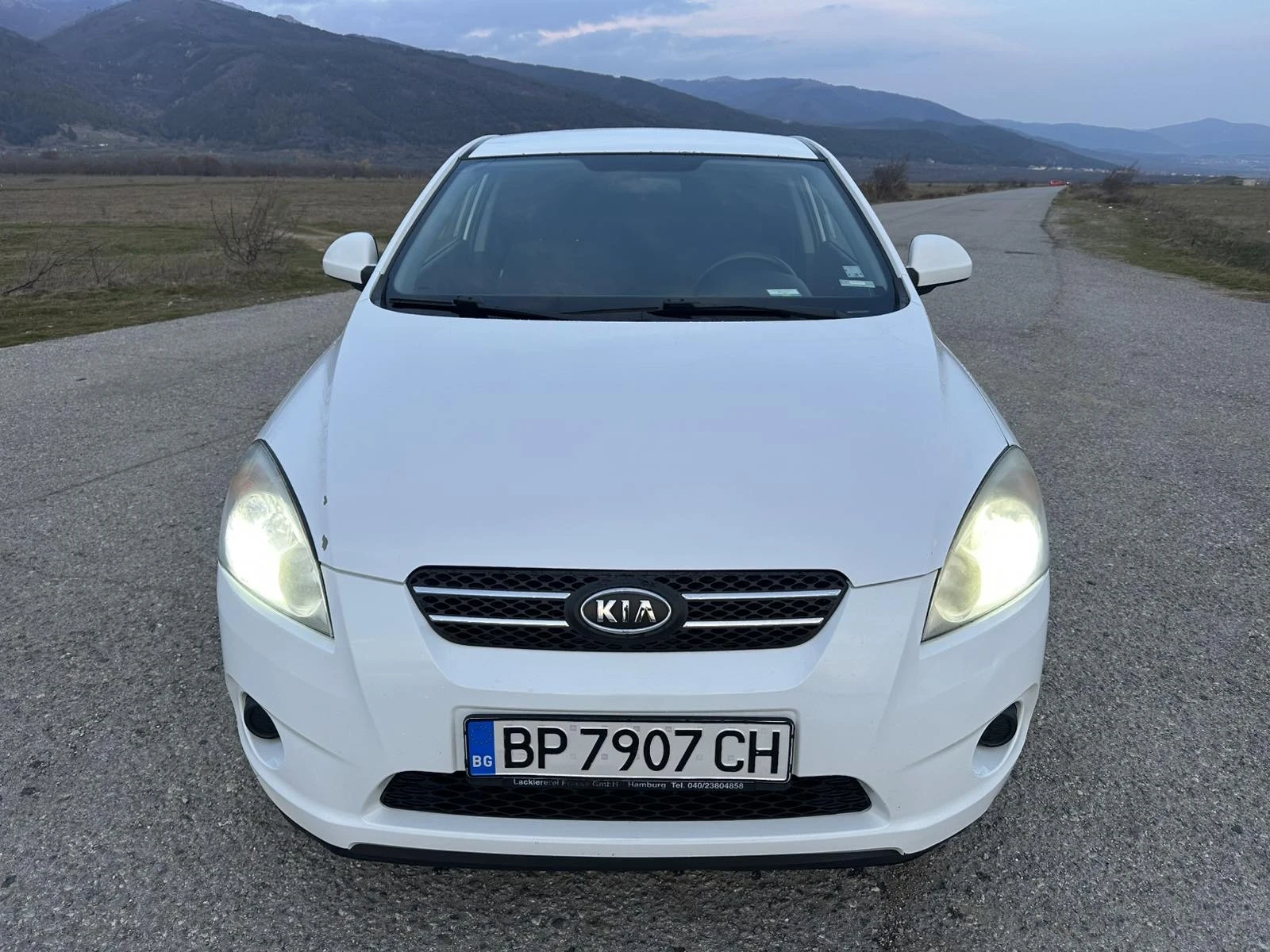Kia Ceed 1.6 * LPG* NAVI* , снимка 10 - Автомобили и джипове - 53712286