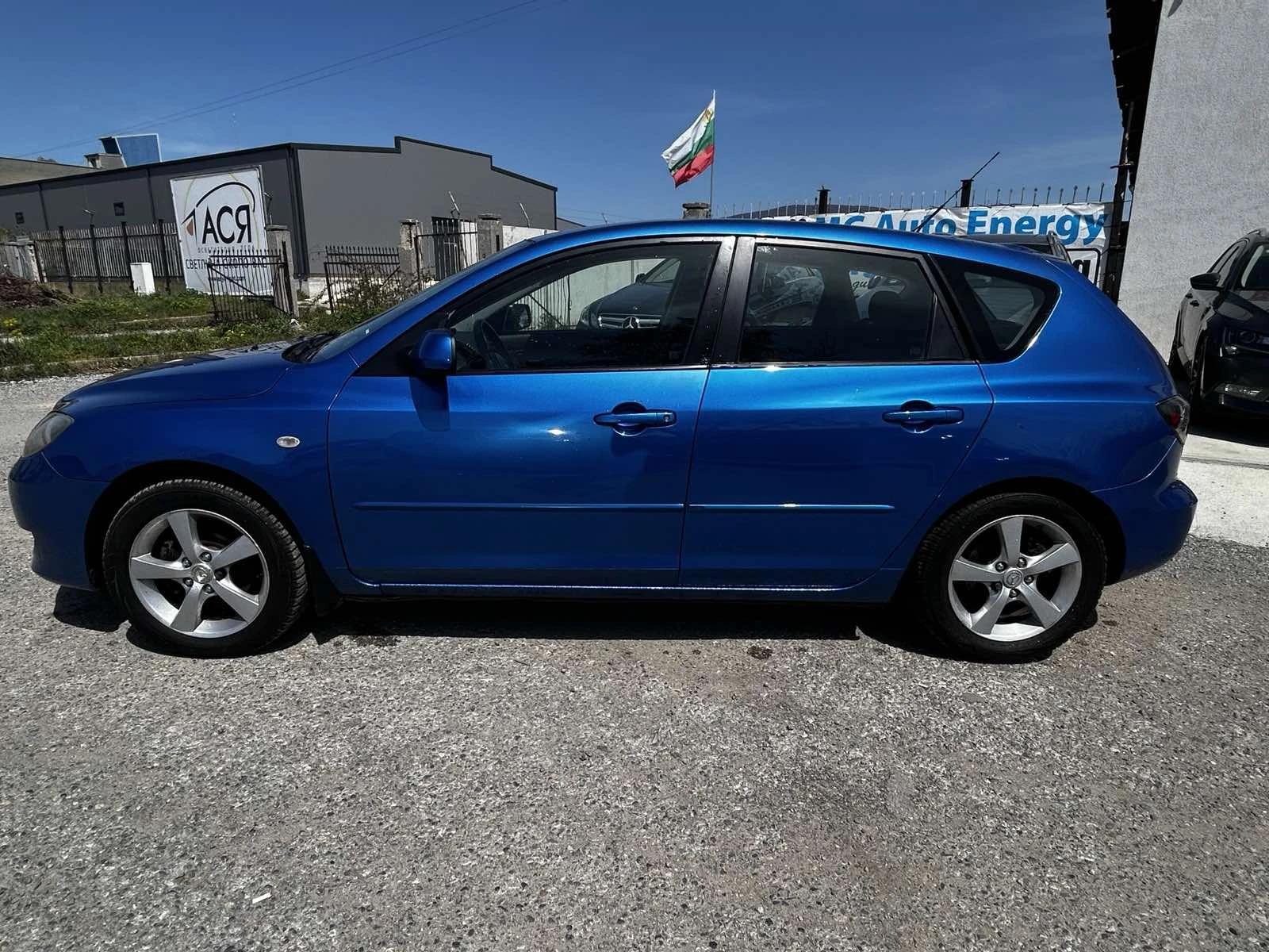 Mazda 3, снимка 2 - Автомобили и джипове - 54225921