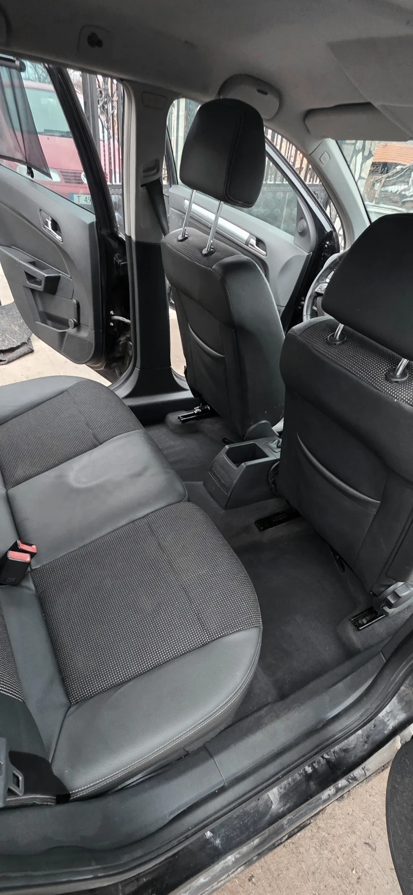 Opel Astra, снимка 8 - Автомобили и джипове - 54252509