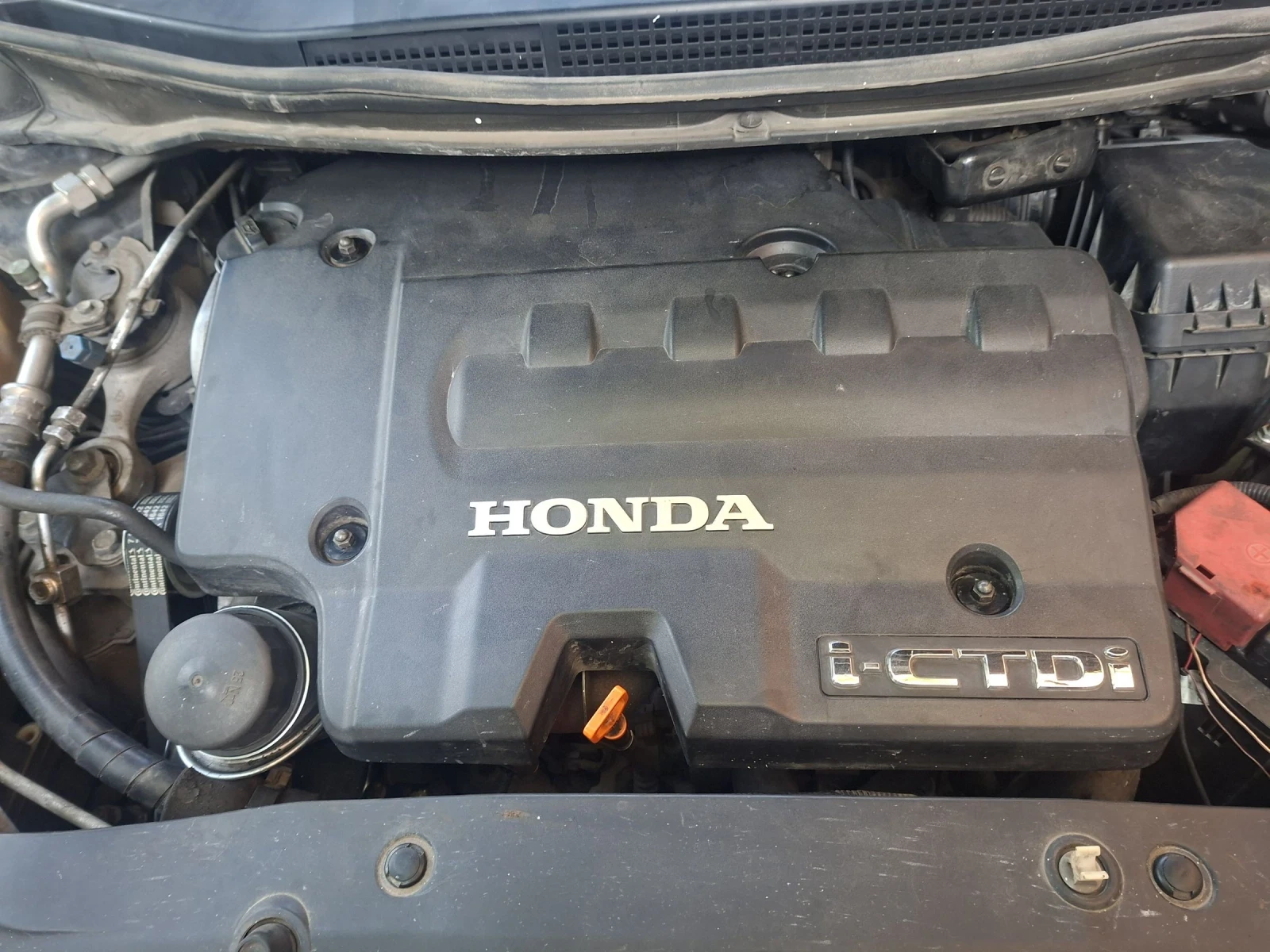 Honda Civic 2.2 i CTDi Executive, снимка 8 - Автомобили и джипове - 54572789