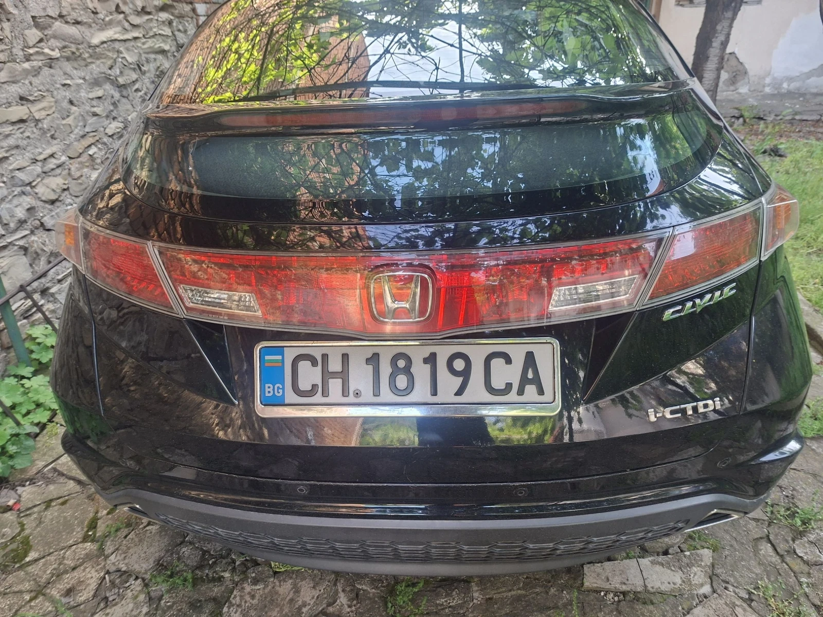Honda Civic 2.2 i CTDi Executive, снимка 2 - Автомобили и джипове - 54572789