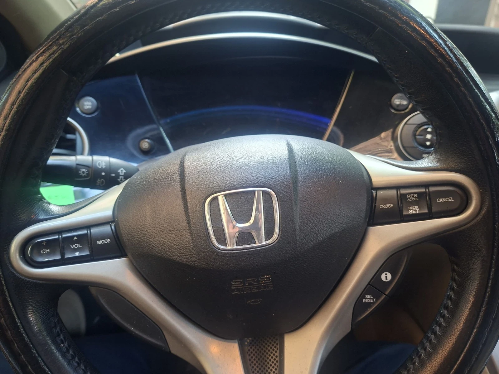 Honda Civic 2.2 i CTDi Executive, снимка 9 - Автомобили и джипове - 54572789