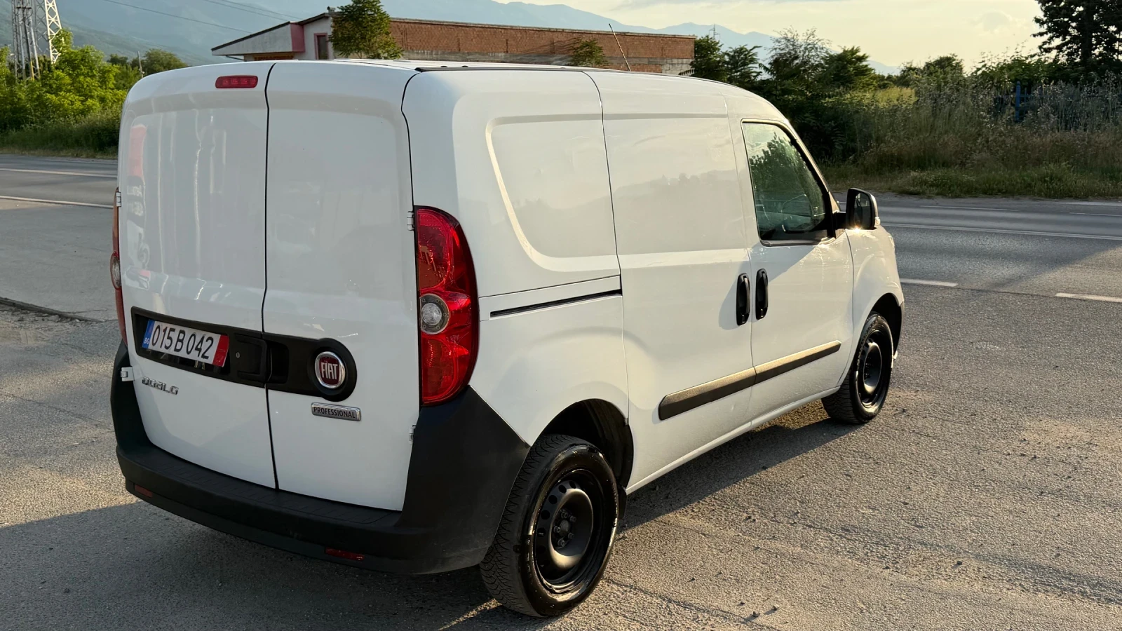 Fiat Doblo EURO6, снимка 2 - Автомобили и джипове - 54999130