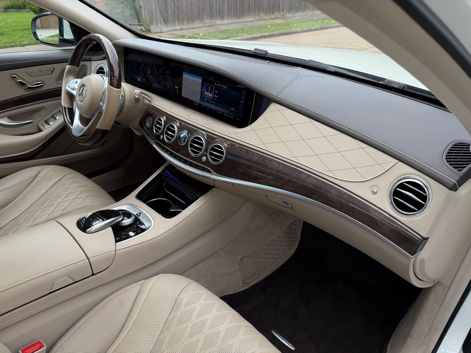 Mercedes-Benz S 560 AMG PK* DIS* 360* МАСАЖ* ОБДУХ* DESIGNO* КРАЙНА ЦЕ, снимка 11 - Автомобили и джипове - 55422706