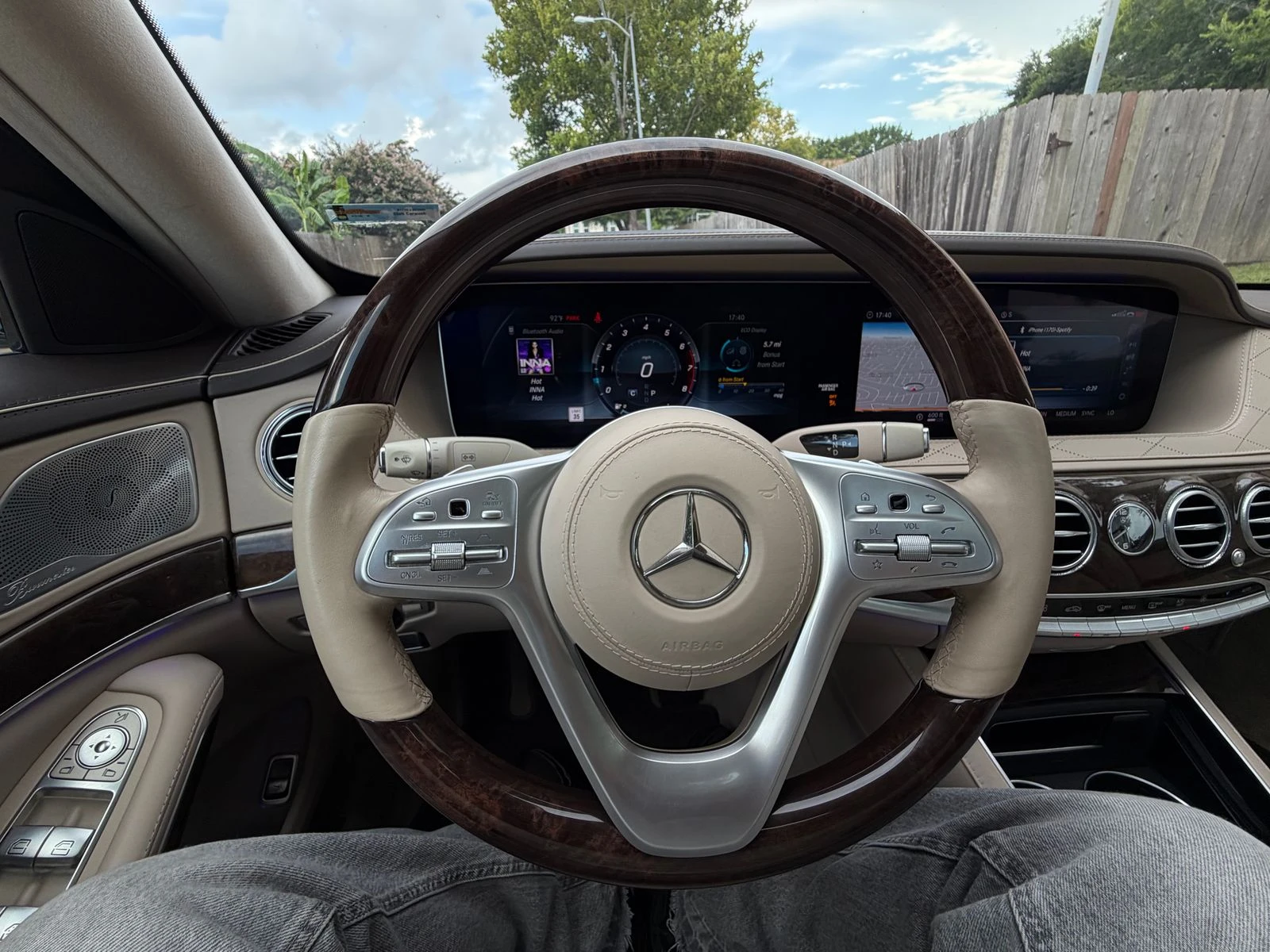 Mercedes-Benz S 560 AMG PK* DIS* 360* МАСАЖ* ОБДУХ* DESIGNO* КРАЙНА ЦЕ, снимка 8 - Автомобили и джипове - 55422706