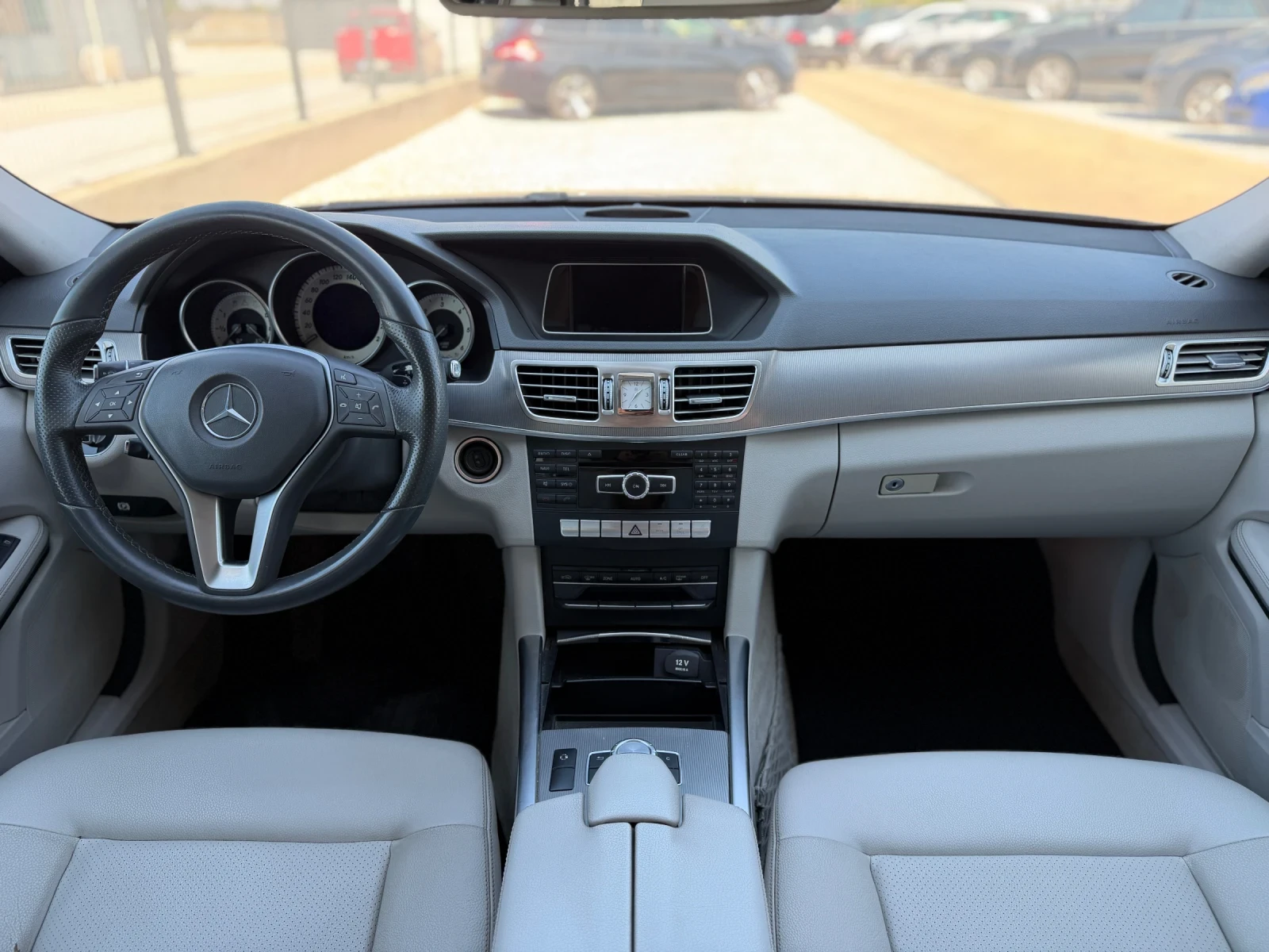 Mercedes-Benz E 220 AVANTGARDE / NAVI / AVTOMAT, снимка 9 - Автомобили и джипове - 55530562