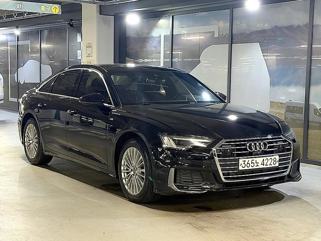Audi A6 45 TFSI quattro* 360* HUD* BLIND SPOT* КРАЙНА ЦЕНА